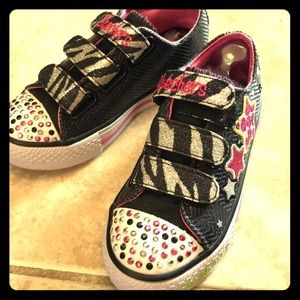 Girls Skechers Twinkle Toes shoes. Size 11